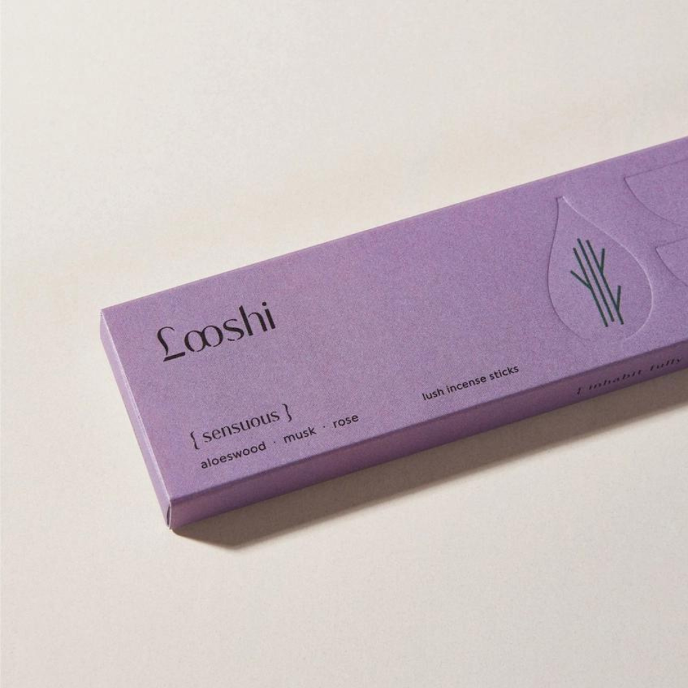 Looshi Sensuous Natural Incense Sticks with aloeswood, musk and rose - 20 Count